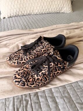 DKNY Leopard Print Women's Casual Sneakers - Black & Brown